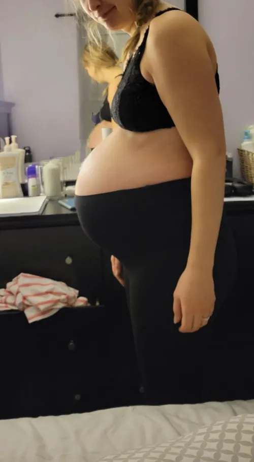 Thumbnail Elegance in Pregnancy: Styling the Baby Bump | Mrandmrssmith24