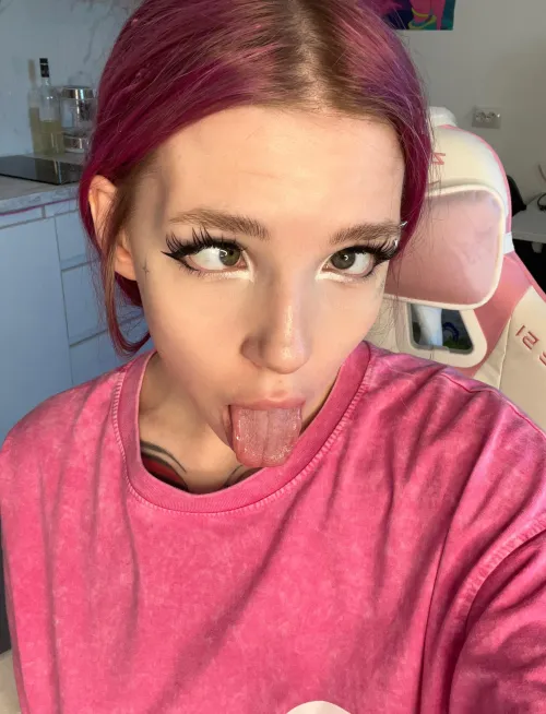 Thumbnail StrawberryJoyy's Plea for Fun with Daddy in Adorable Girls