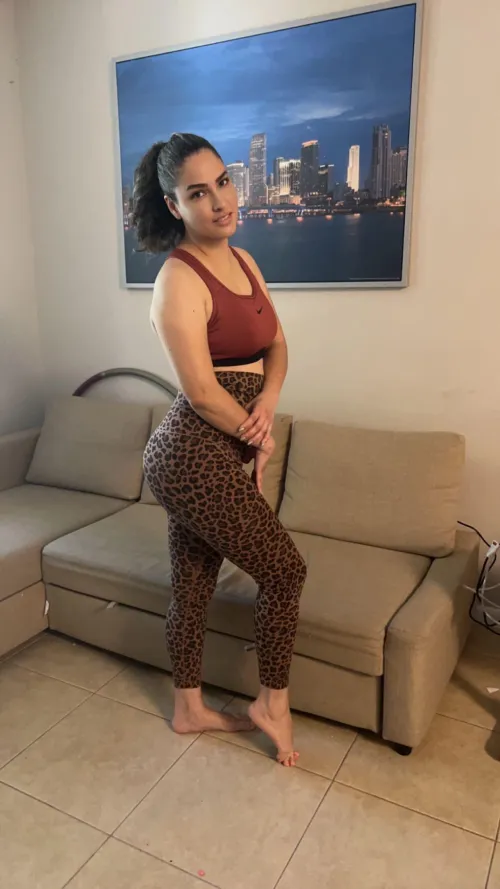 Thumbnail Resident_Rub_5315's Selfie Sharing Moment | ThickFit Category