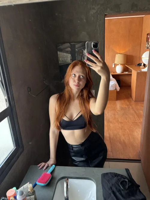 Thumbnail Feeling Hot in a Crop Top by temptingmaskof | croptopgirls