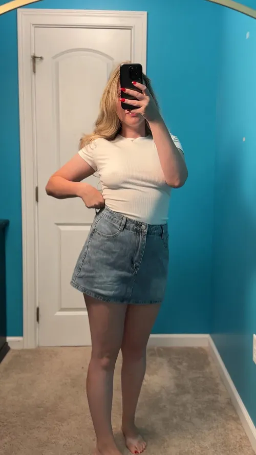 Thumbnail PureNina's Braless Beauty: Celebrating B-Cups and Freedom