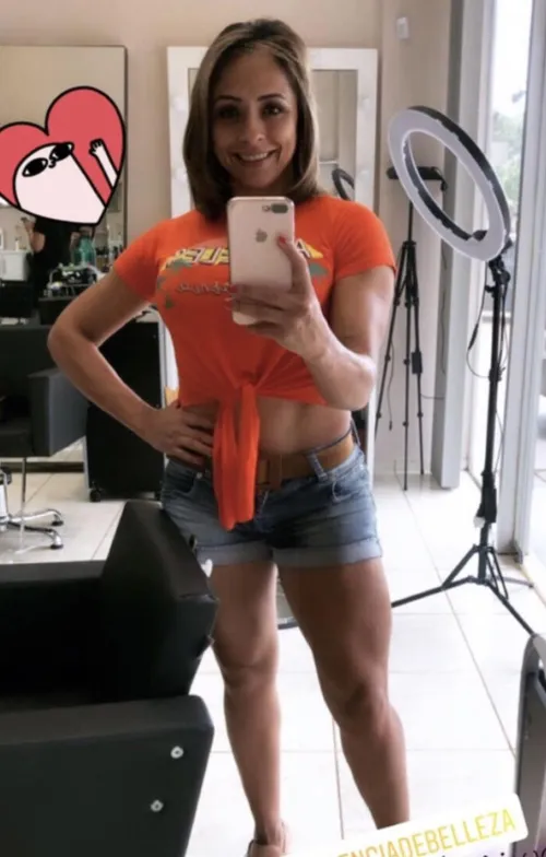 Thumbnail Experience girlypinkyx's Mirror Selfie Delight