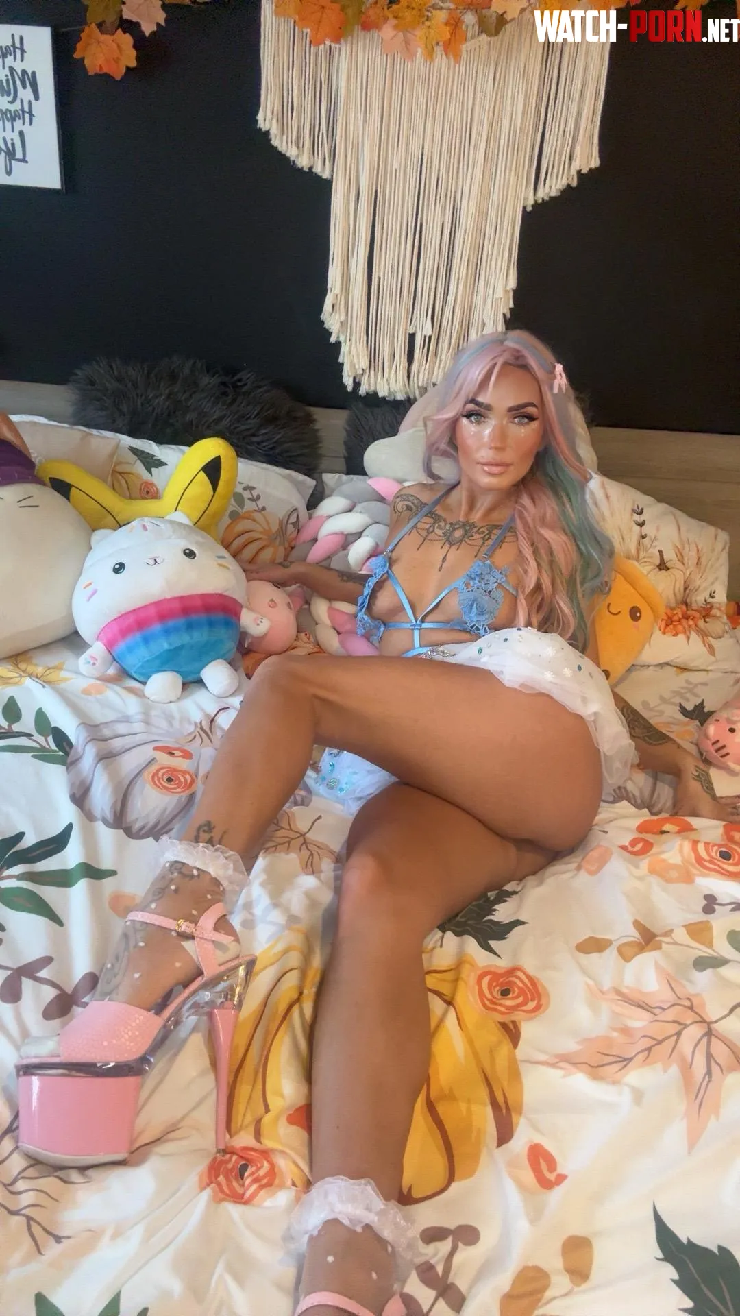 Whats the first word you say when you walk in on me like this by Ice-Princess20