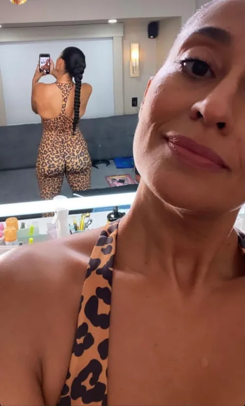 Thumbnail Celebrating Celebrity Beauty: Tracee Ellis Ross' Iconic Style Exposed