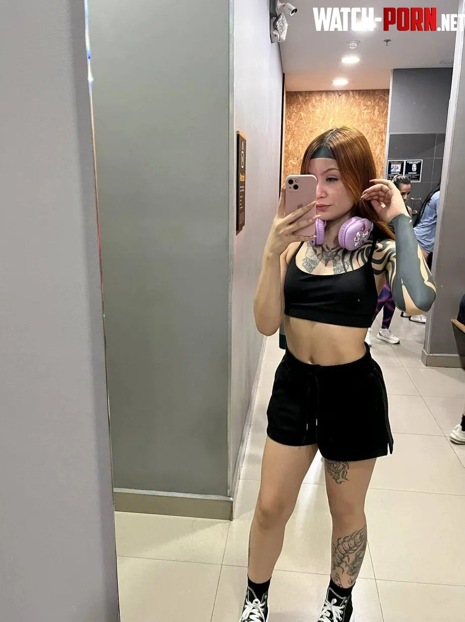 does my gym fit looking classyn by Charming_Aira921