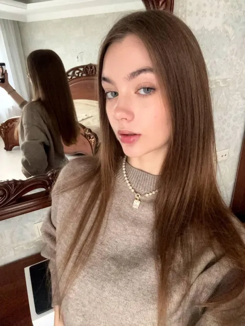 Thumbnail Yana Kozlova's Radiant Beauty: A Stunning Revelation