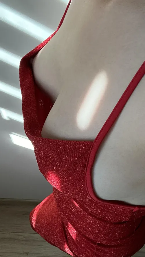 Thumbnail Weekday Motivation: Downblouse Views Await by lightpinkie