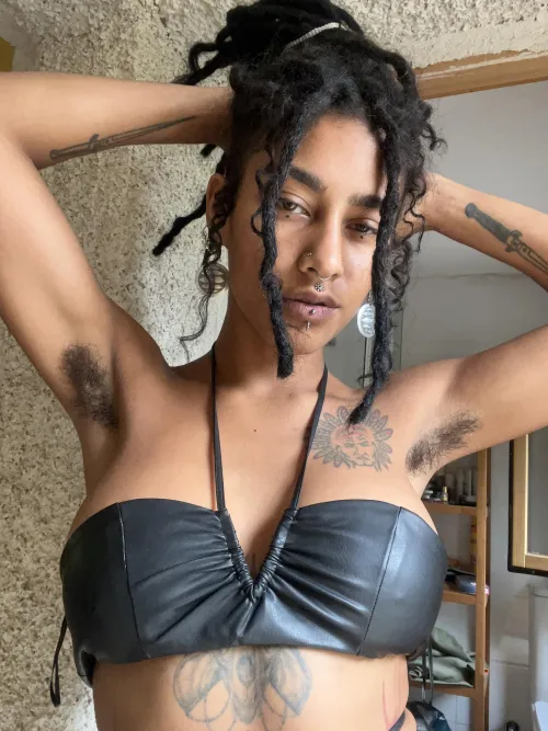 Thumbnail Unveiling the Appeal of Body Hair with lali_air in PunkGirls