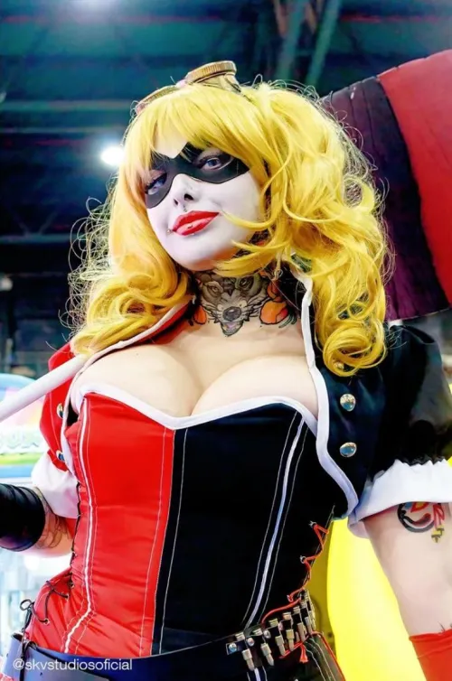 Thumbnail Steampunk Elegance: Harley Quinn's Unique Suit | theinkedwolf | cosplaygirls
