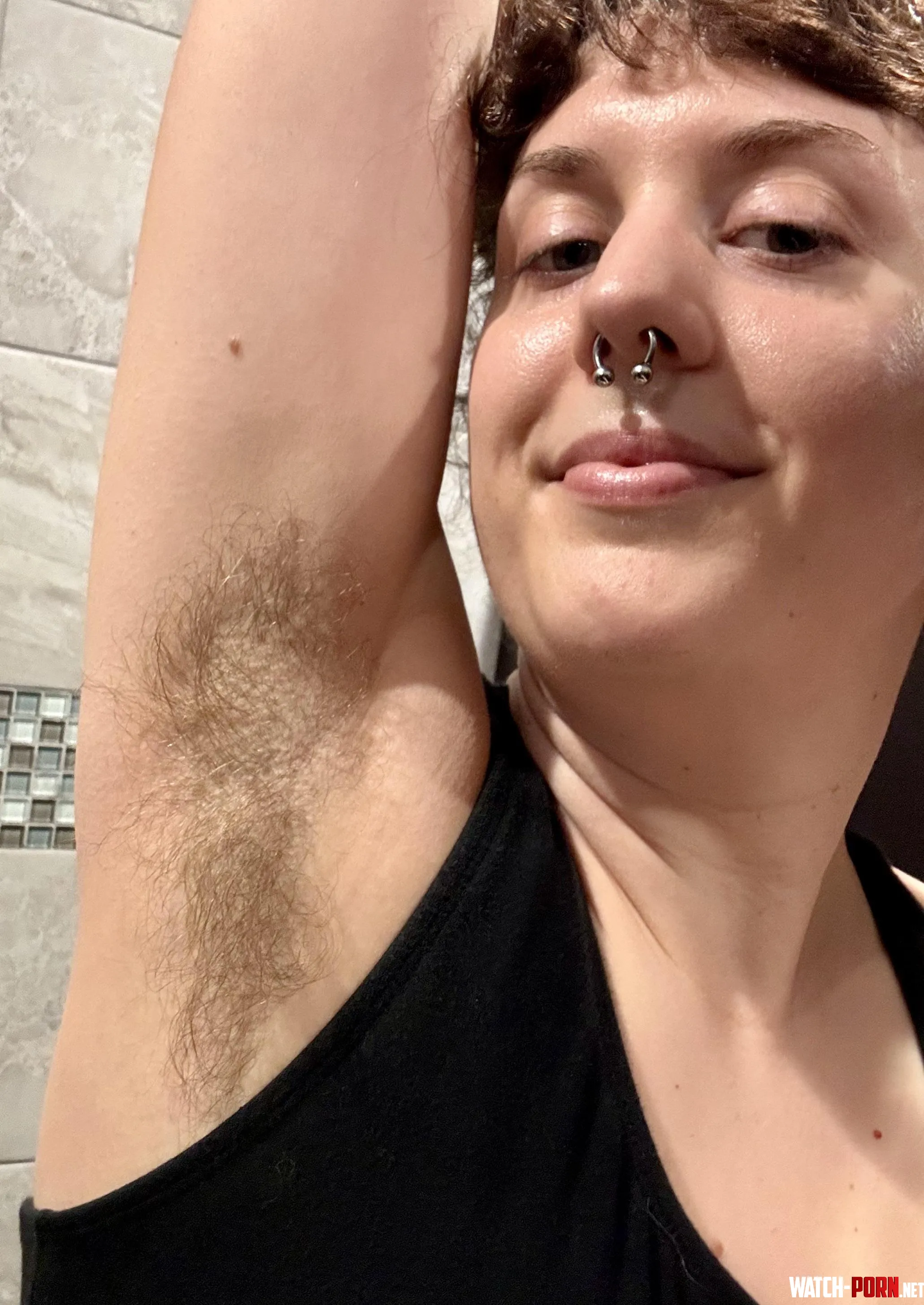 I didnt wear deodorant to the gym today and smelled so tasty  by xp0_