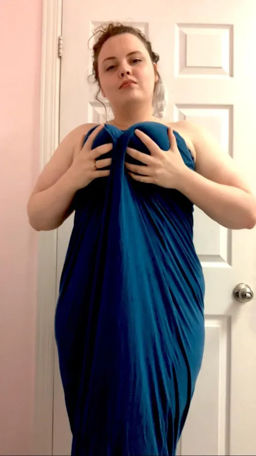 Thumbnail Embracing the Goddess Within: Full_figured_vixen's Journey in Babes