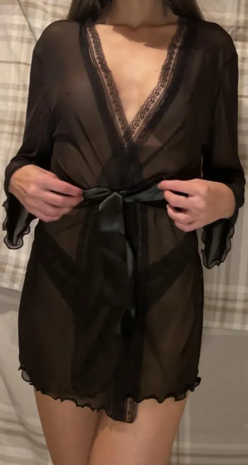 Thumbnail Sensual Secrets Unveiled: The Allure of xdahlianextdoor's Untied Bow
