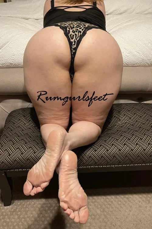 Thumbnail Sensual Sole Sensation: Ravished by Every Drop | Author rumgurlsfeet