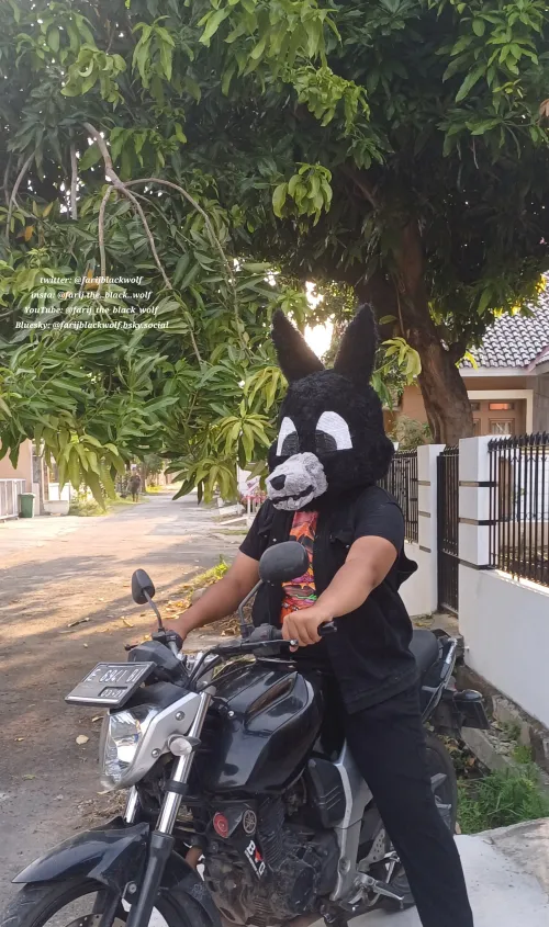 Thumbnail Shoddy_Equipment_641 Presents: Black Wolf and His Ride