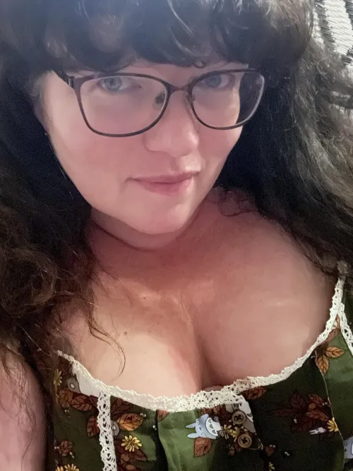 Thumbnail Celebrating Age and Beauty: sexybimaturewife's Journey in BBW