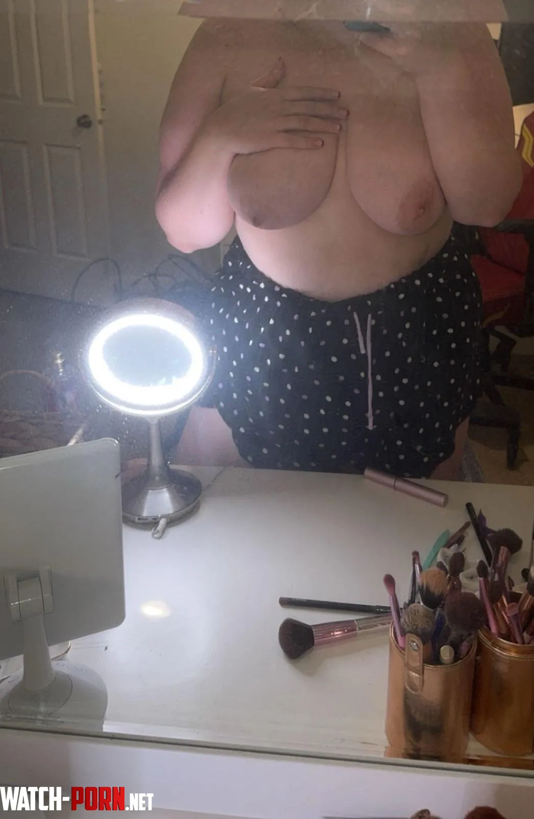 F26 married and needing some girl time  by Embarrassed_Noise_80