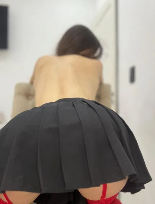 Thumbnail Curious Eyes: PrettyLittleGyal Wants Your Attention