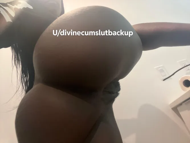 Thumbnail Happy Monday by Divinecumslutbackup | HungryButts Category