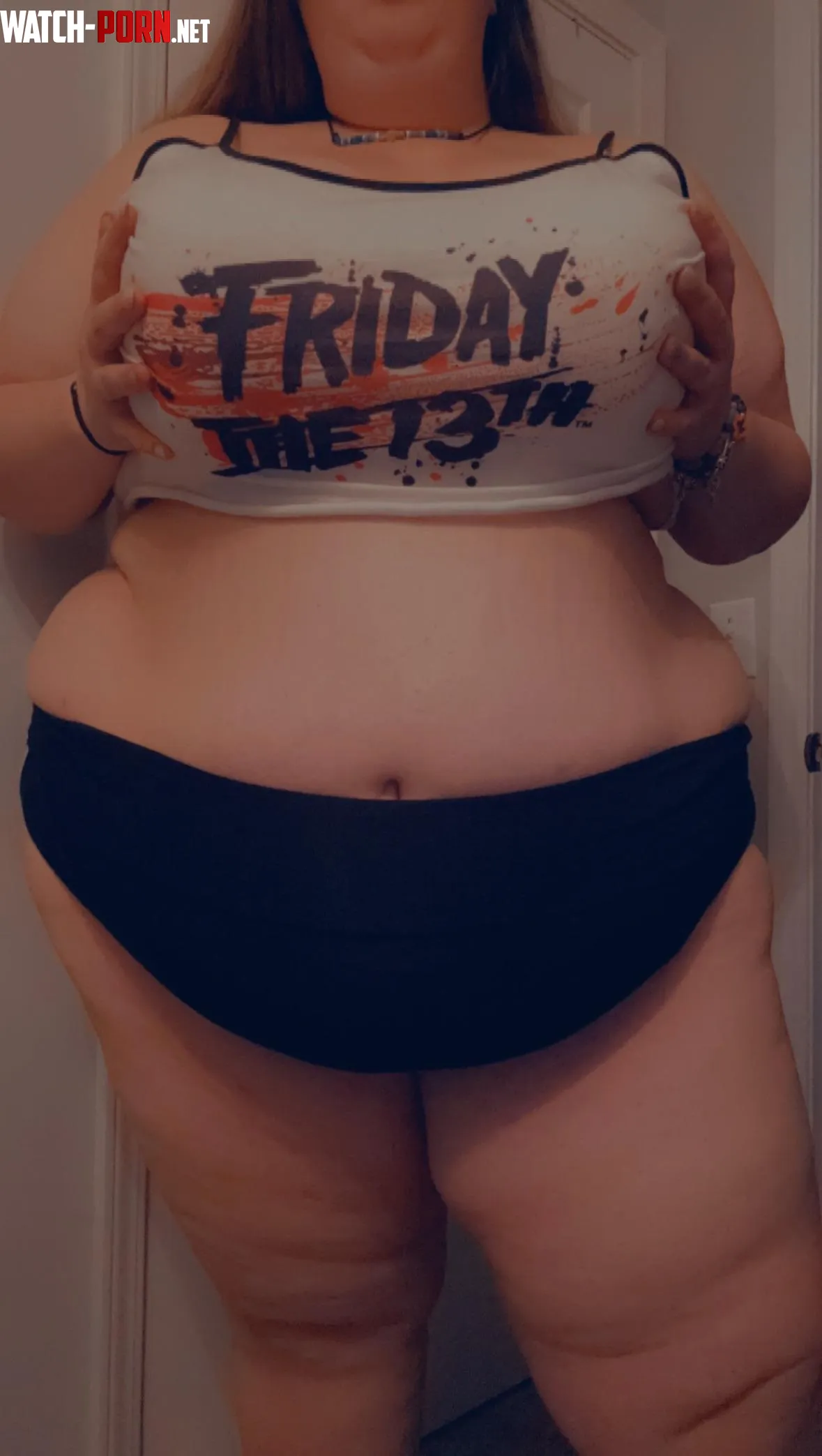 love touching my pussy while scrolling reddit  by itsmiaclover