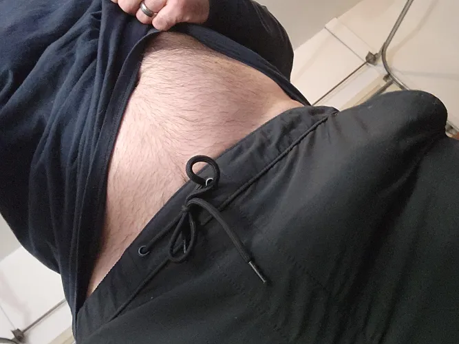 Thumbnail Golden Hour Delight: Golden hour bulge by HeavyhangingD
