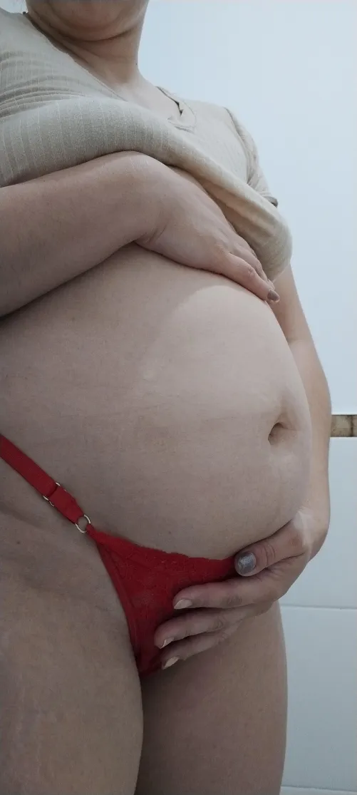 Thumbnail LuluG419's Seductive Question: Pregnancy Urges