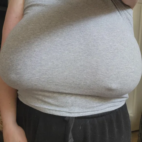 Thumbnail Relax and Unwind Braless at Home with LilyMasie