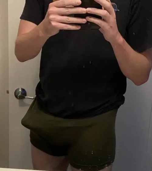 Thumbnail Stretchy Gym Shorts: Is this why they make gym shorts stretchy now 40 by Hot_Smoke695
