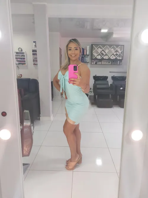 Thumbnail Confidence Booster: Loving Your Look in the Mirror | girlypinkyx
