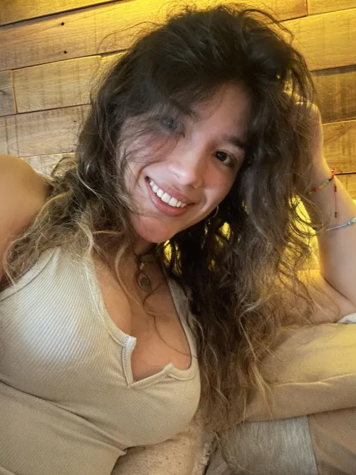 Thumbnail ariannelychee: A Cozy Downblouse Surprise