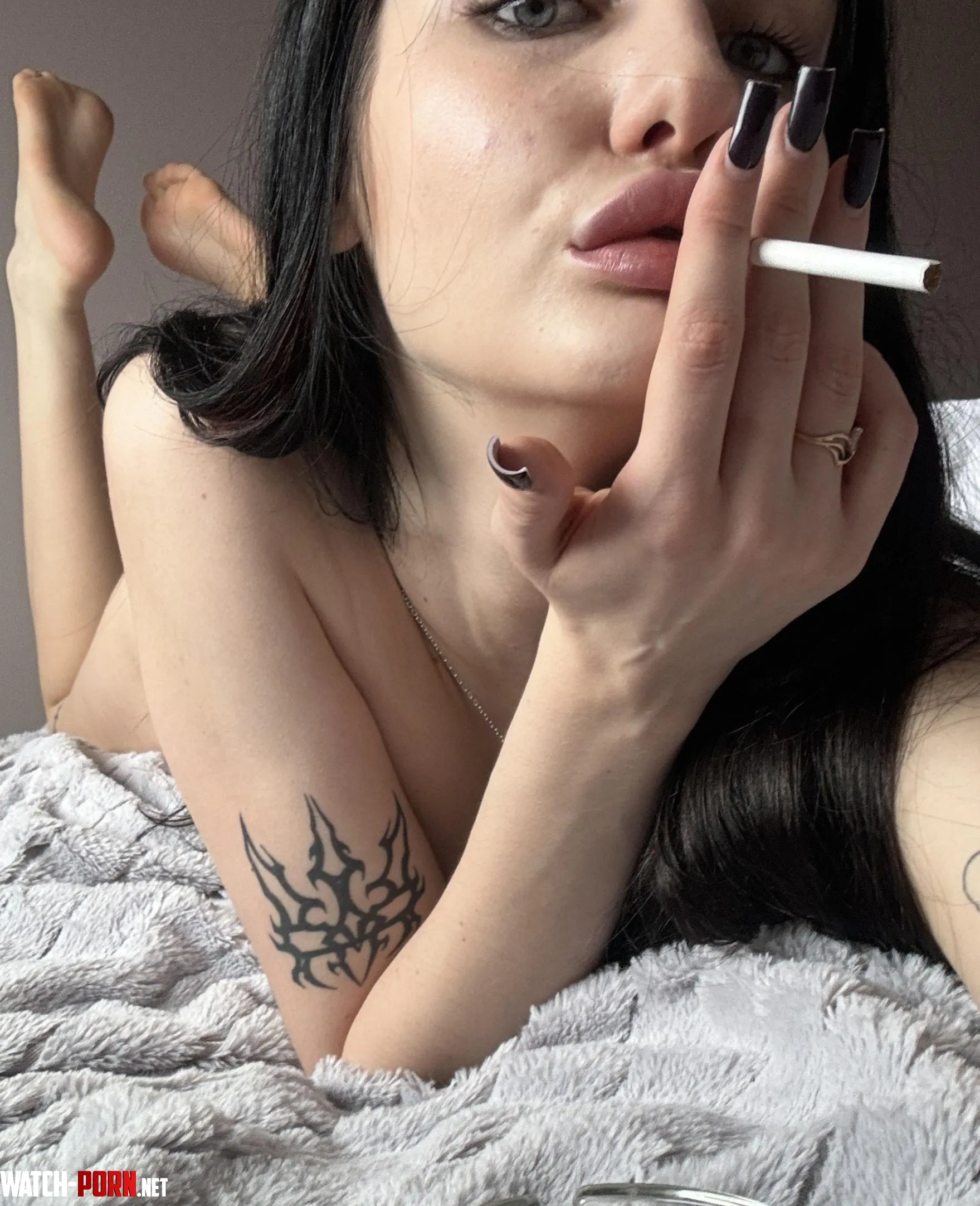 I know a thing or two about seducing you by PrettyFaceDirtySoul