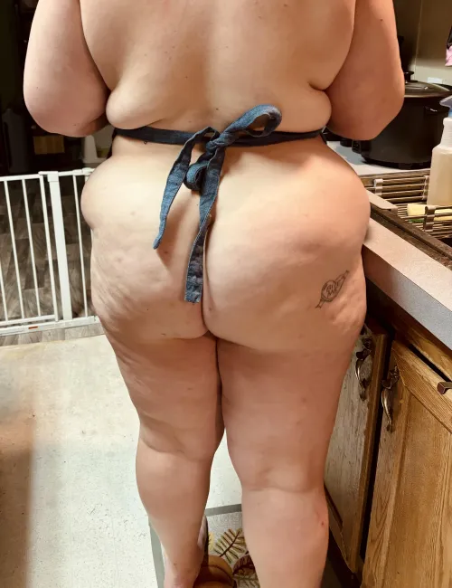 Thumbnail Booty Queens: Indulge in BelleBordeaux3's Baking Delights