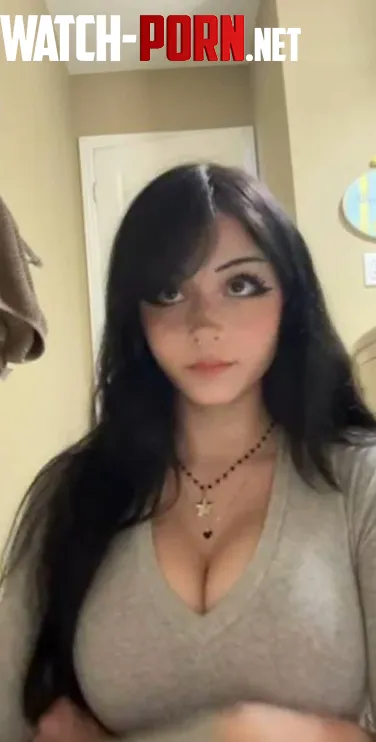 DTF a teen slut under 100lbsn by FeistyFlair