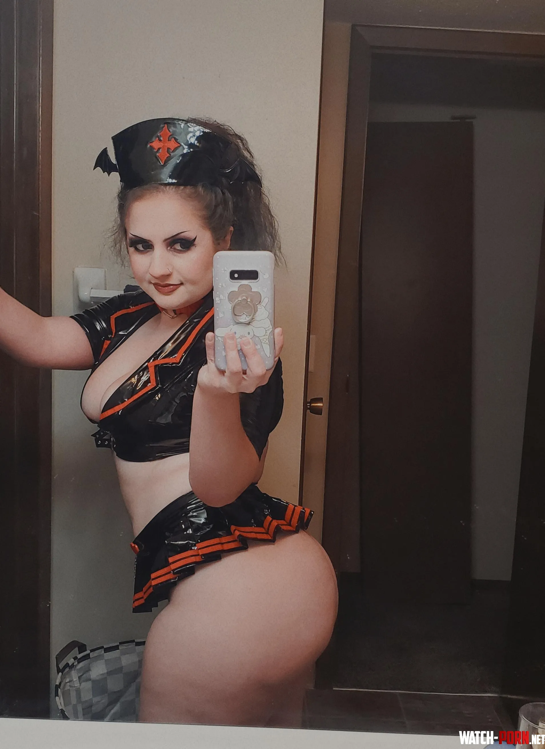 this succubus nurse wants to play with you  by b0nechina