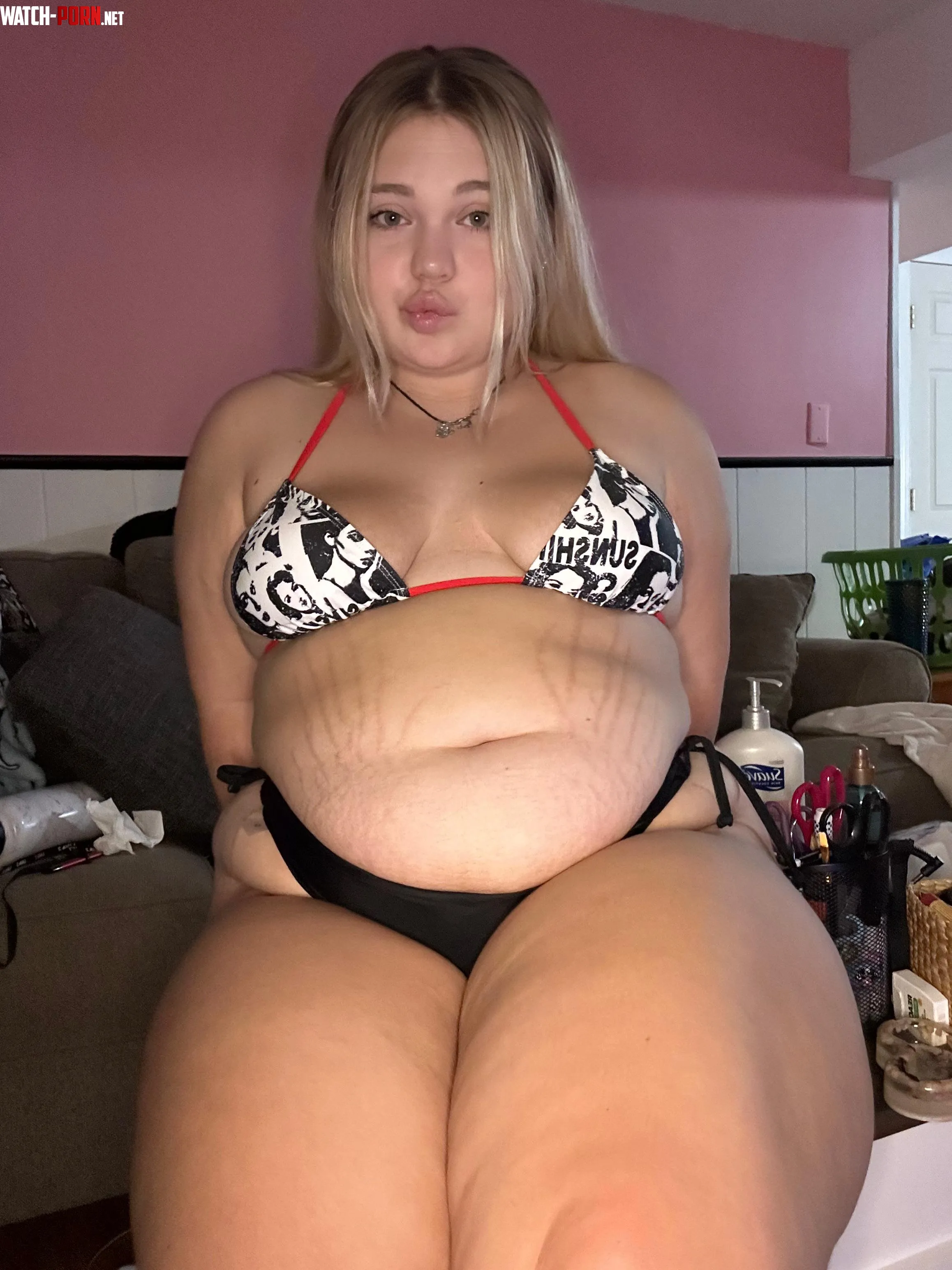 Tiny bikini vs my big body by lxves_