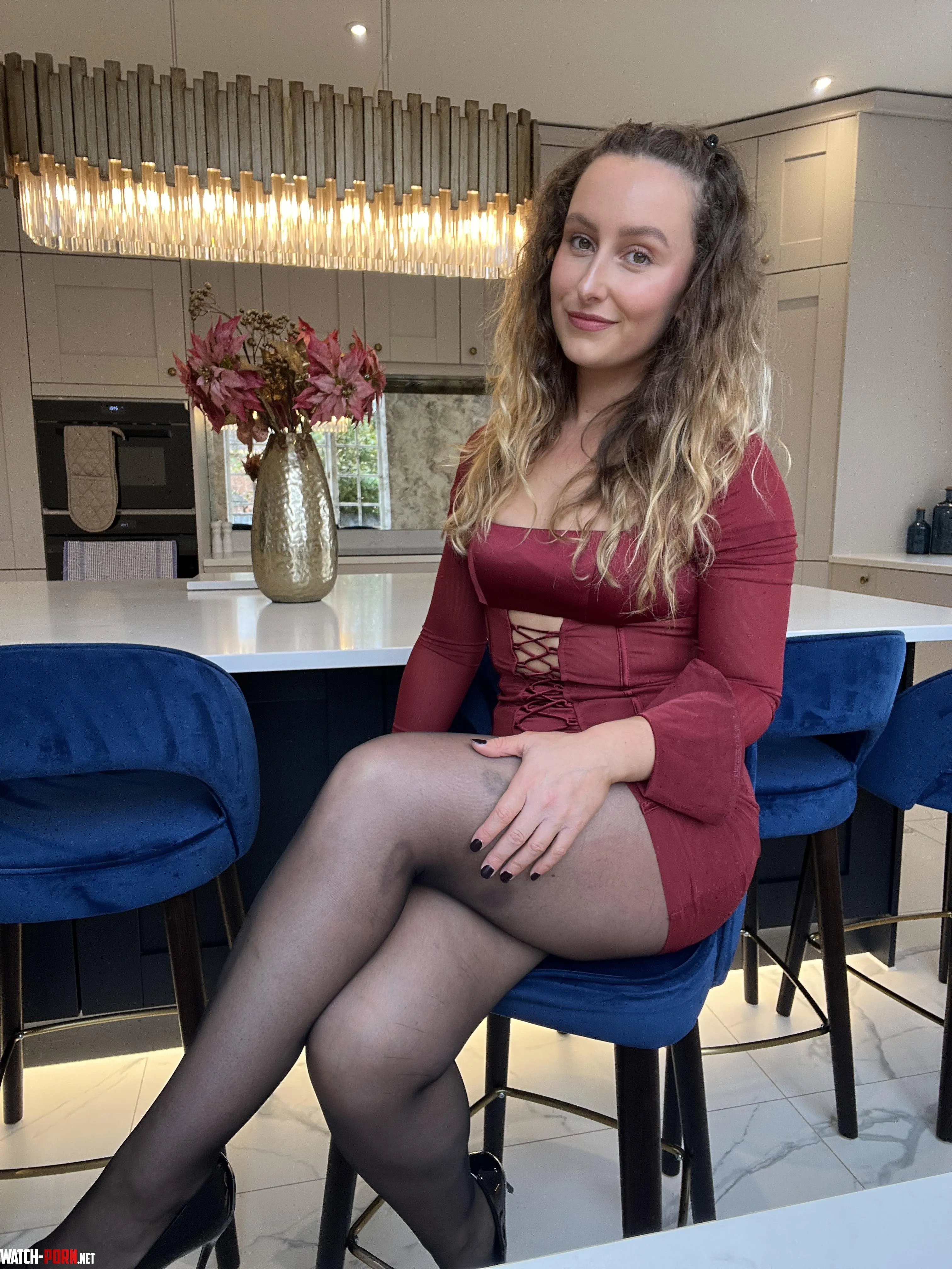 Looks like these pantyhose are working harder than you today by PoppyEvansUK