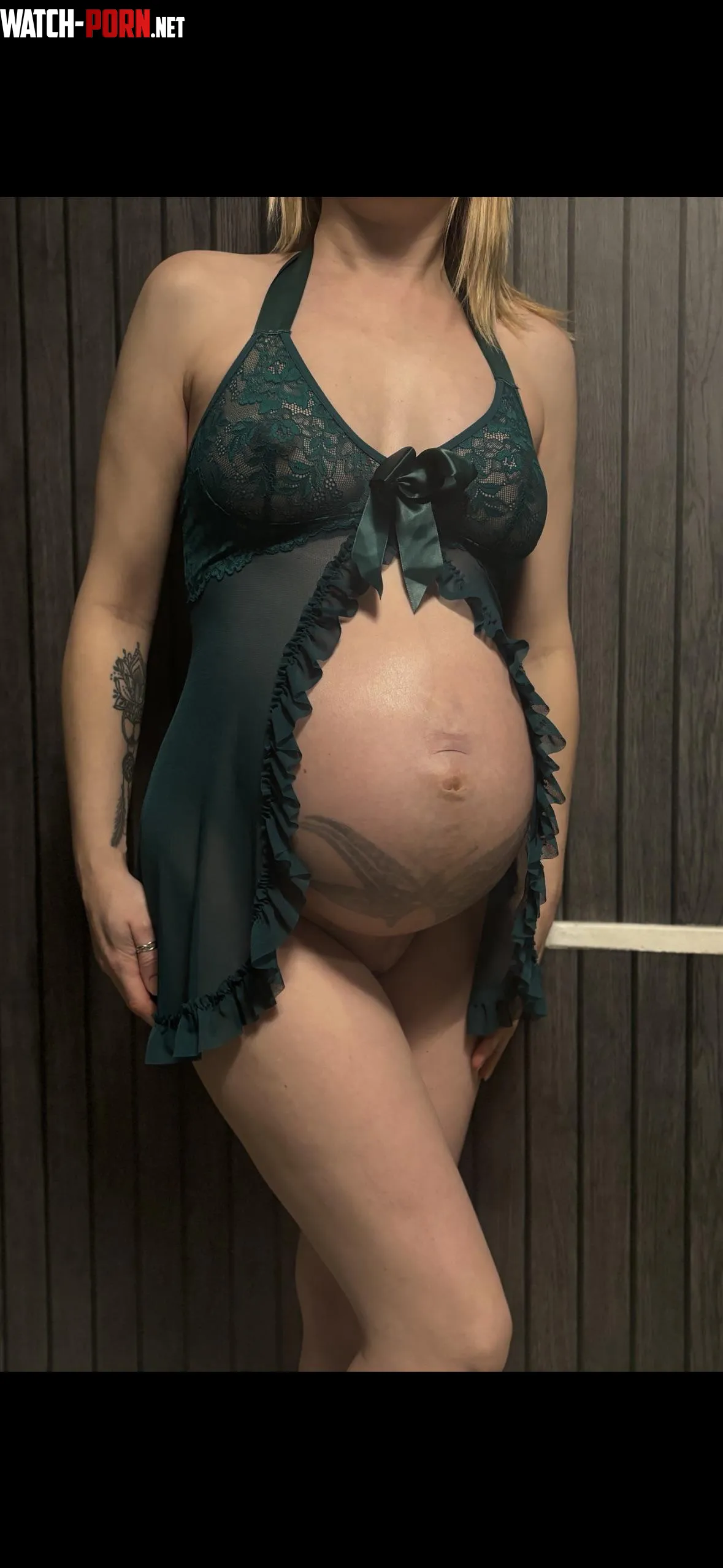 Still hot at 30 weeks by HankySpanky247