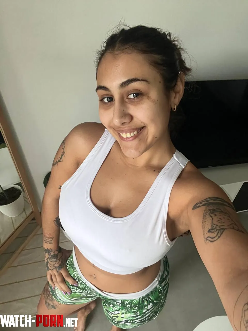happy humpday just got home from the gym by BabygirlFlora_xo