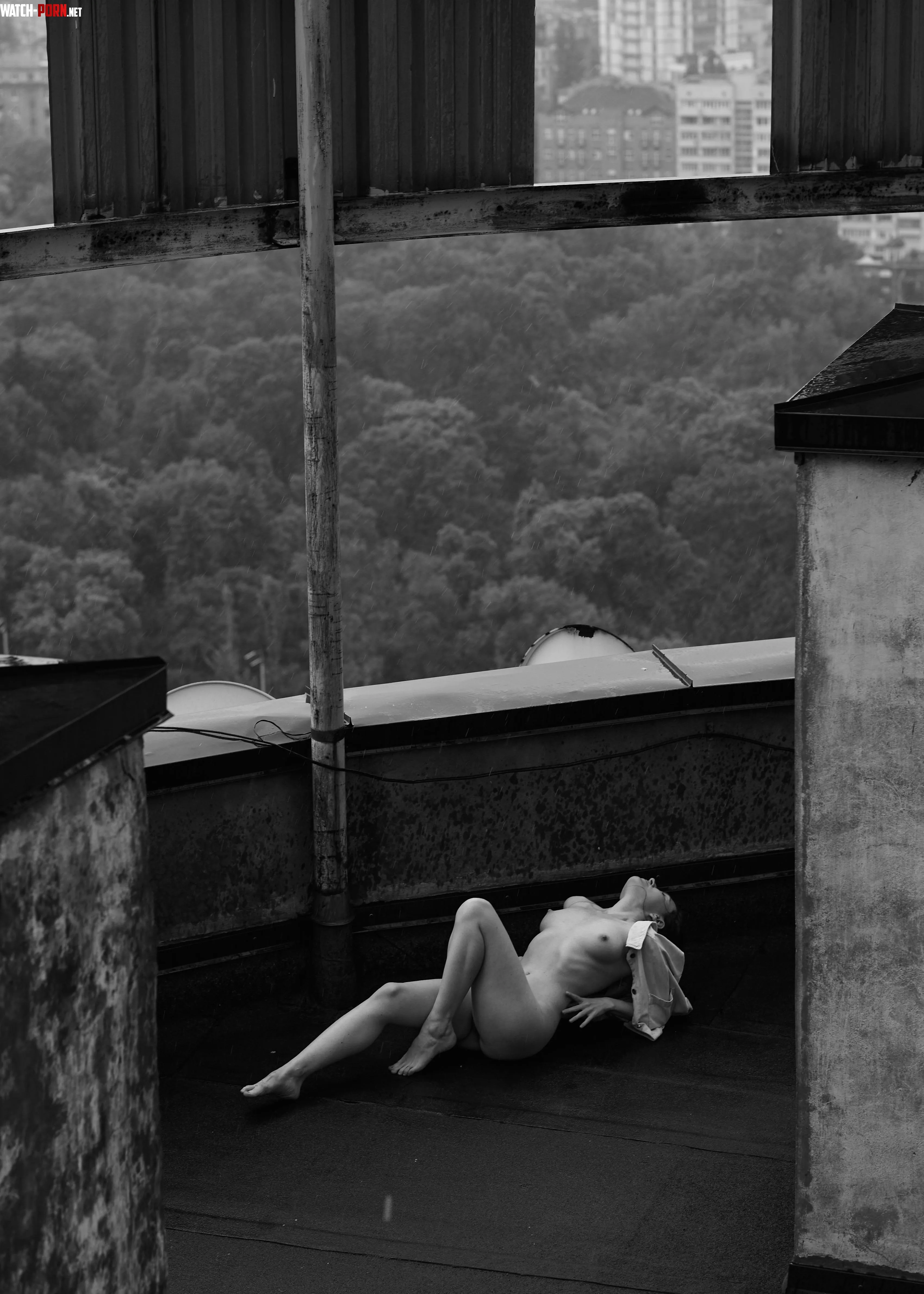 On the rooftop  by mon_iry