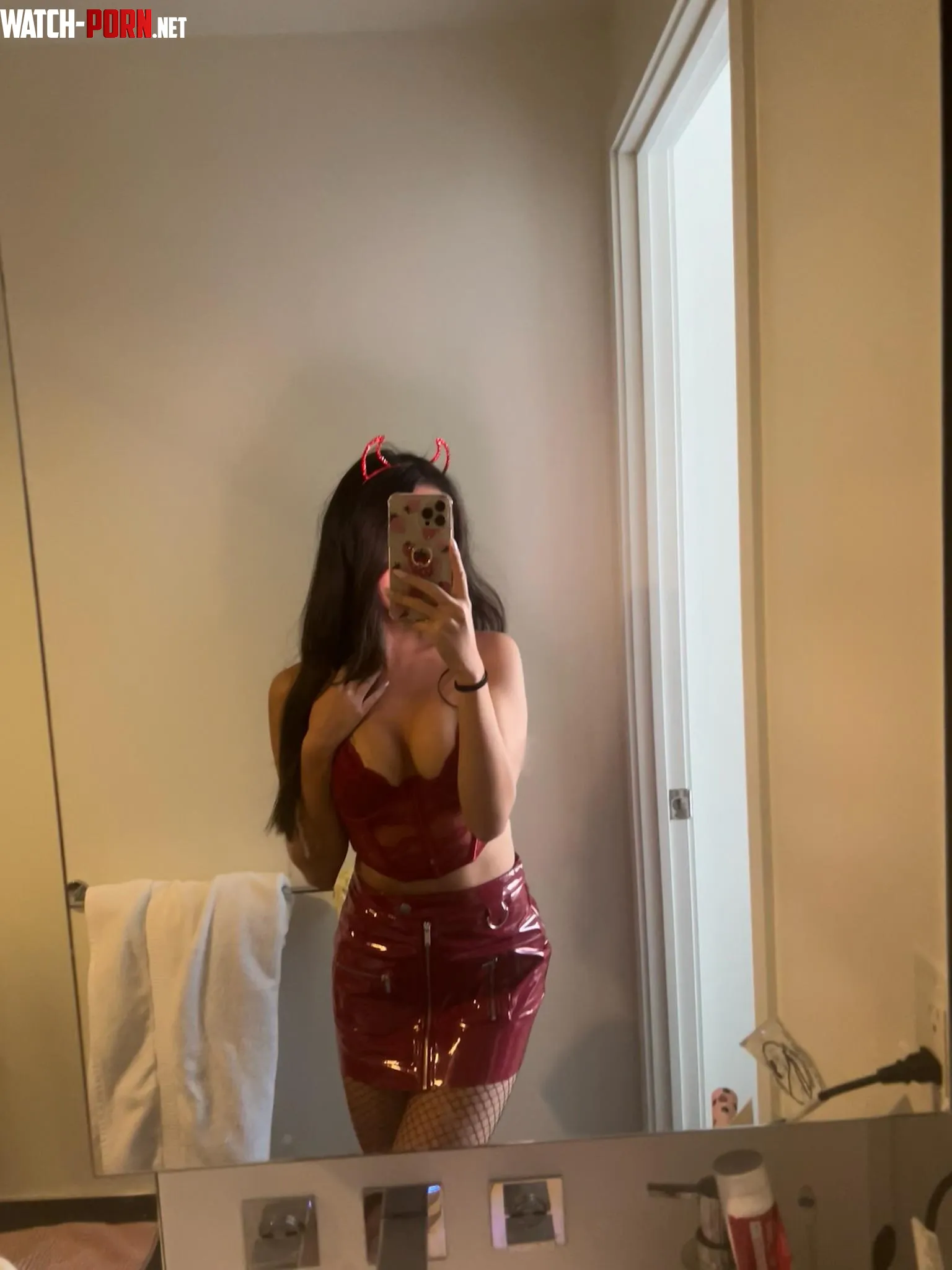 I love dressing up for you by asianpixiedollvip