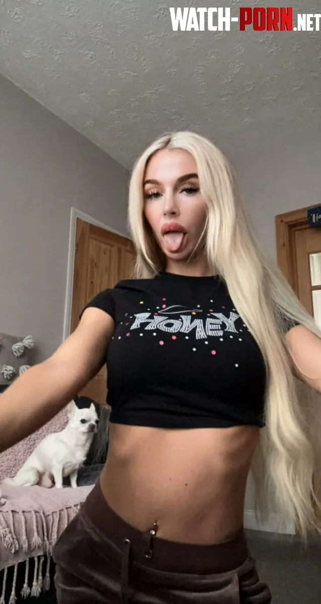 I cant go outside without wearing a crop top by epicgalxo