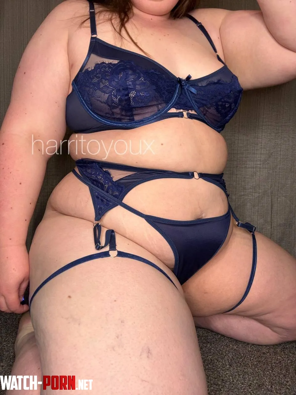 Lingerie on curves y or n by harritoyou_x