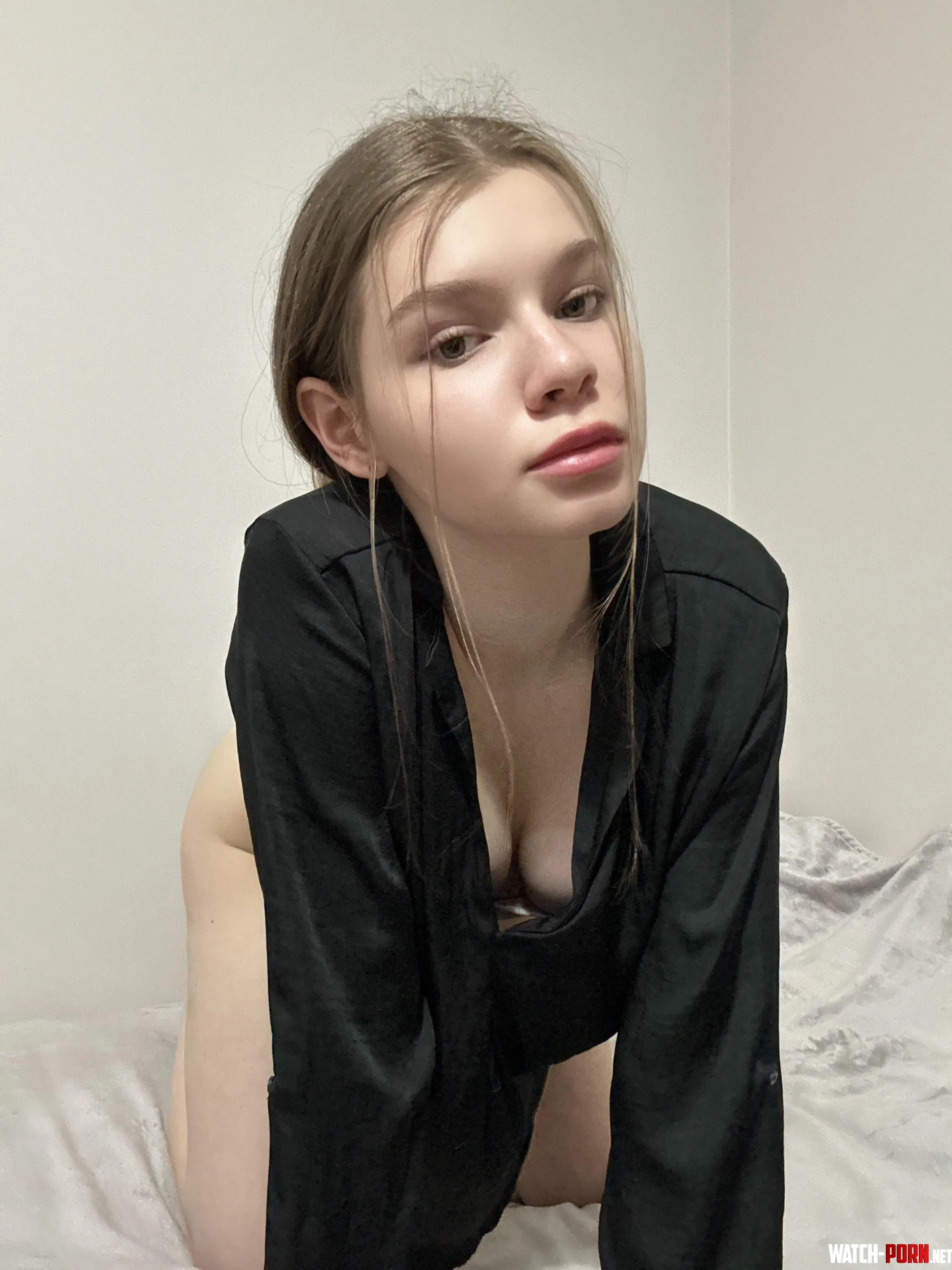 I like to bend over  by Cherry_Petal_Girl