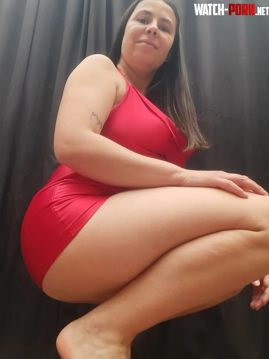 I love the color red its so hot  by moon2512