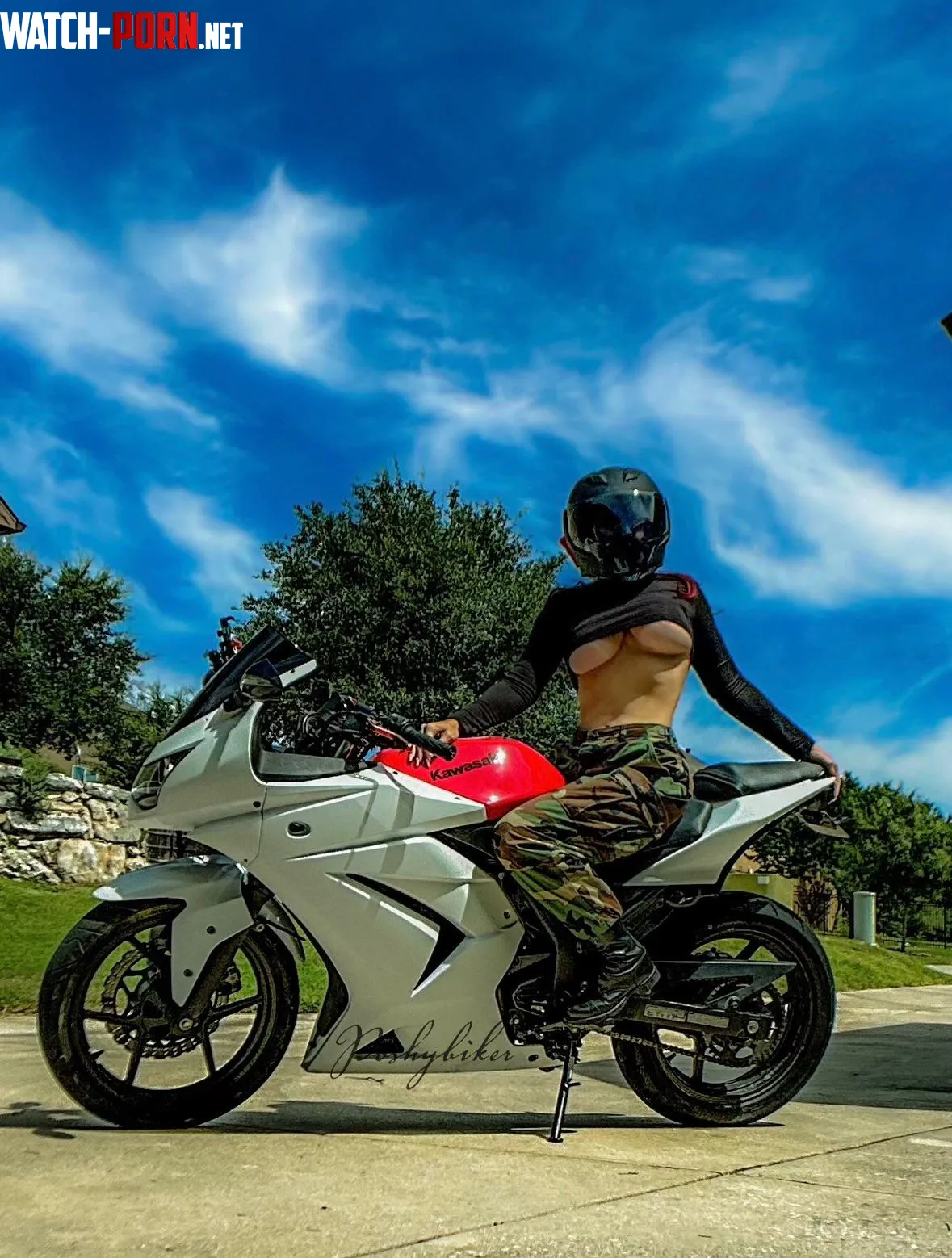 No bra riding by Poshybiker