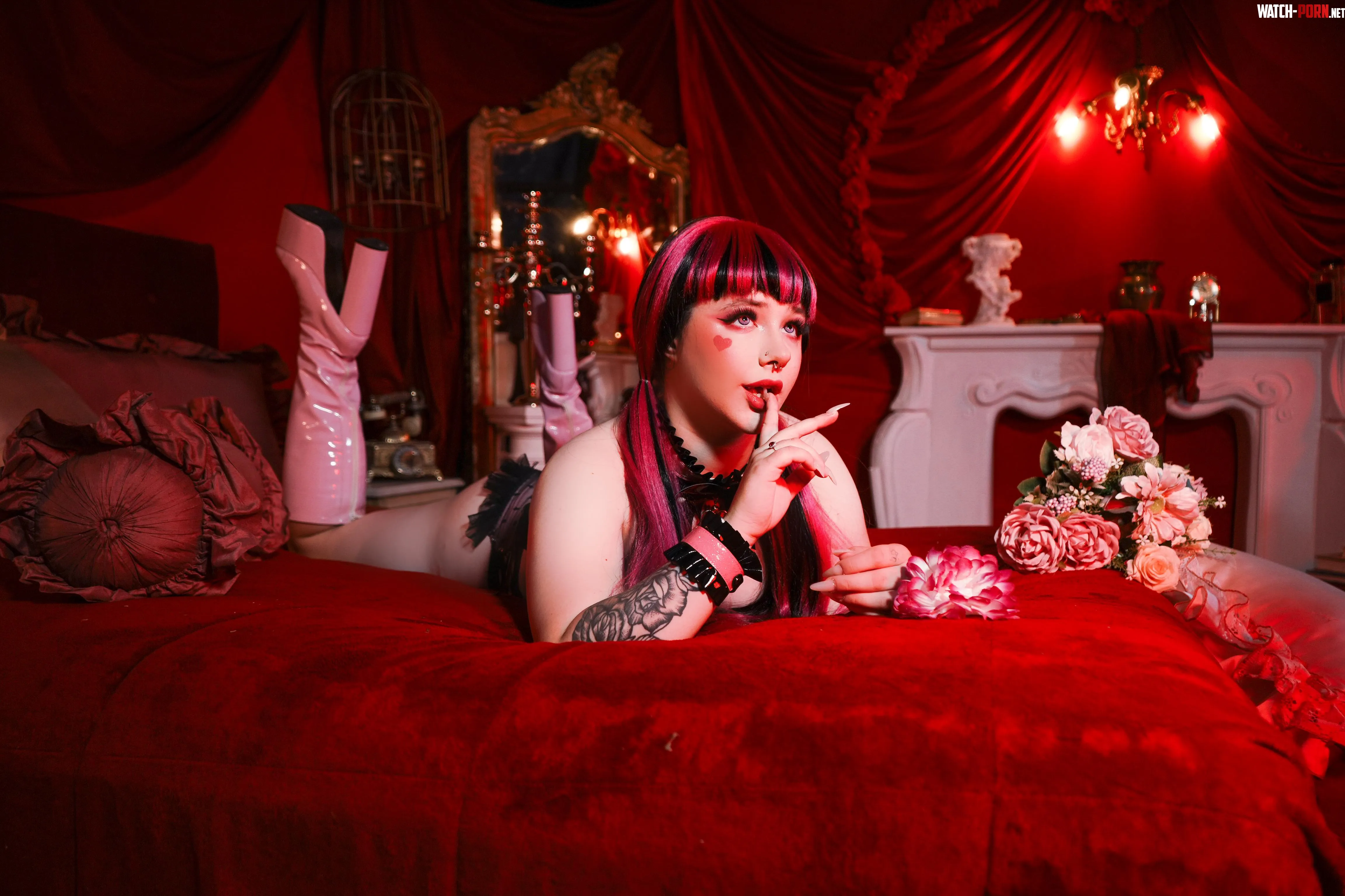 Draculaura by FoxyUzumaki by anda_dai