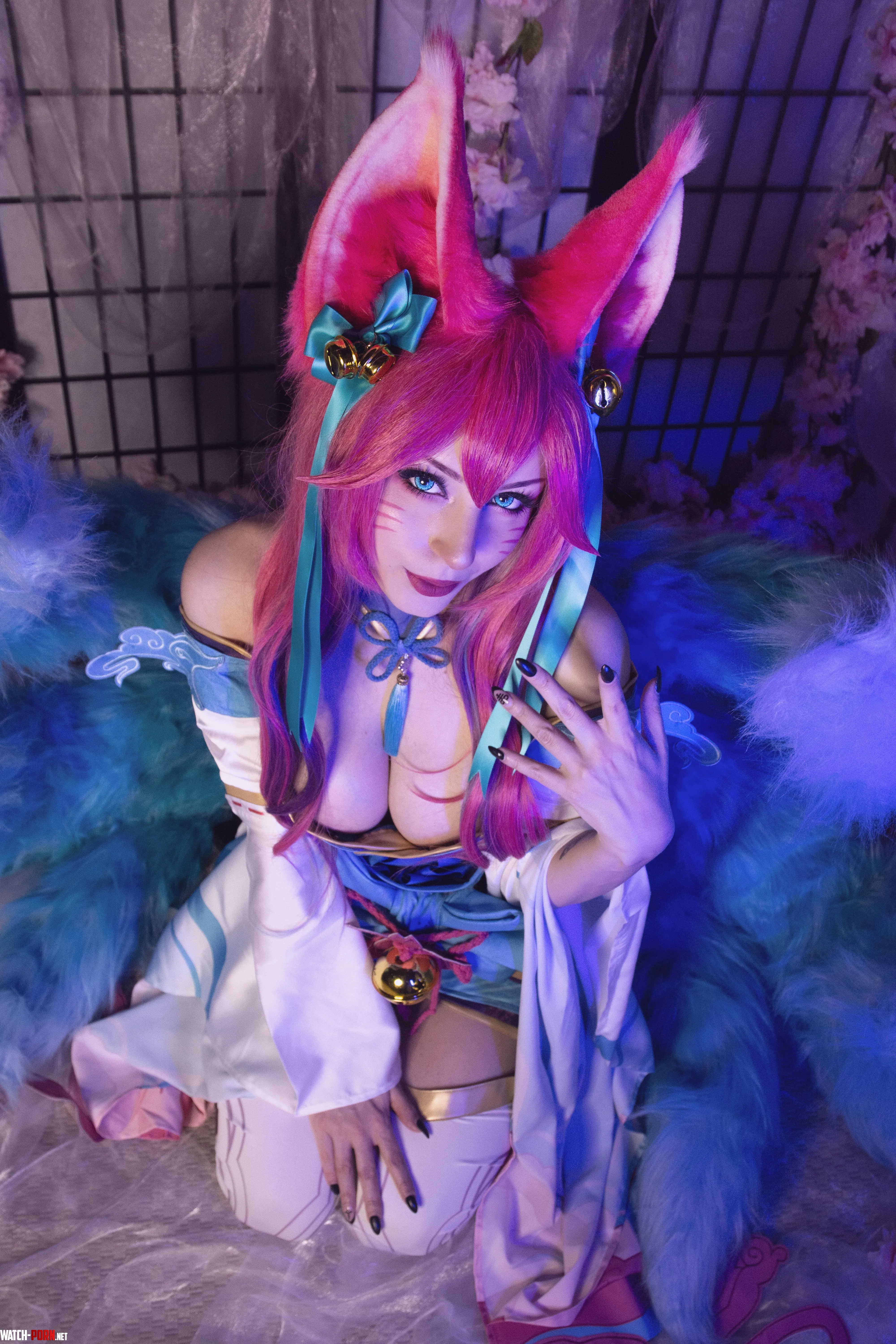 Spirit Blossom Ahri Shirokitsune by fiscendcips