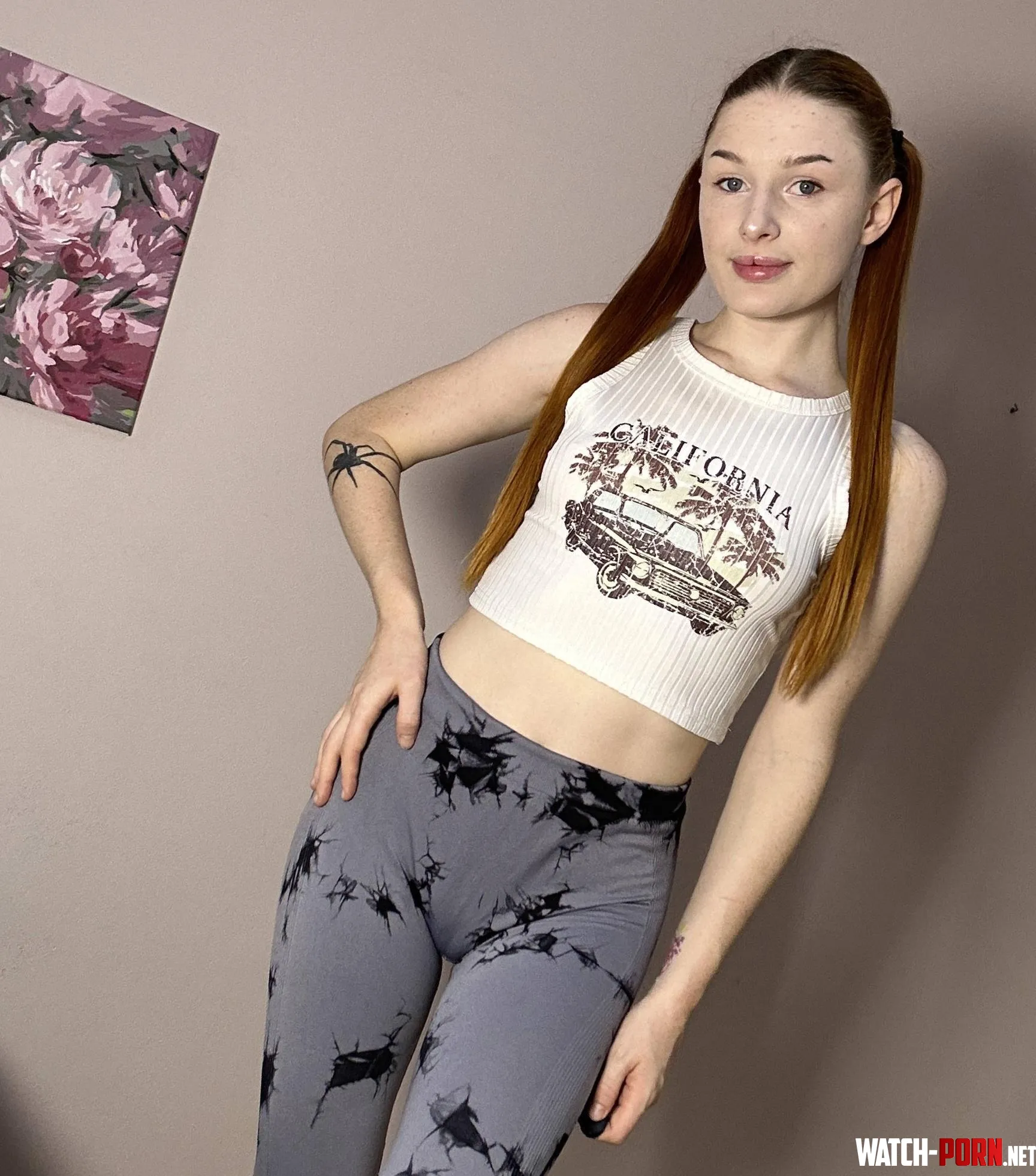 Red hair and narrow waist is the best combination by galactiickiss