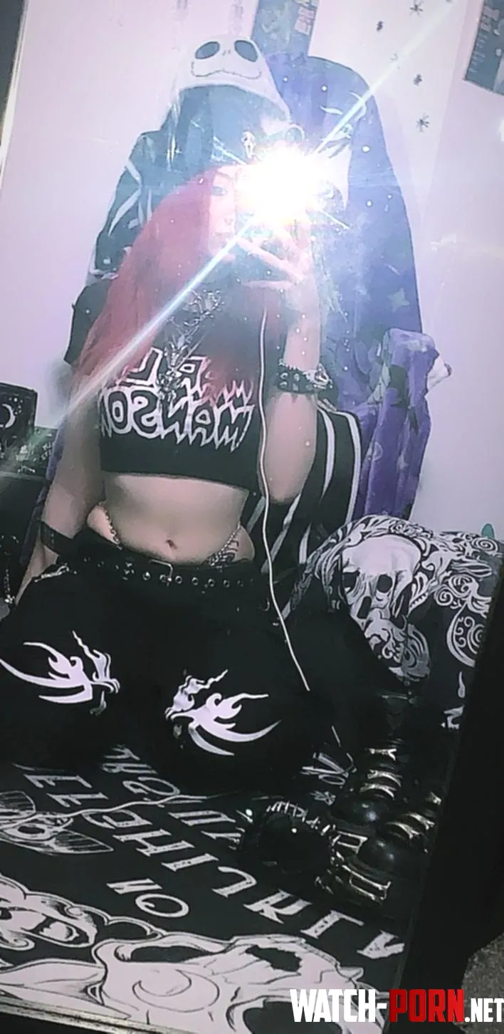 The girl nextdoor you want to fuck by LivingDeadGothh