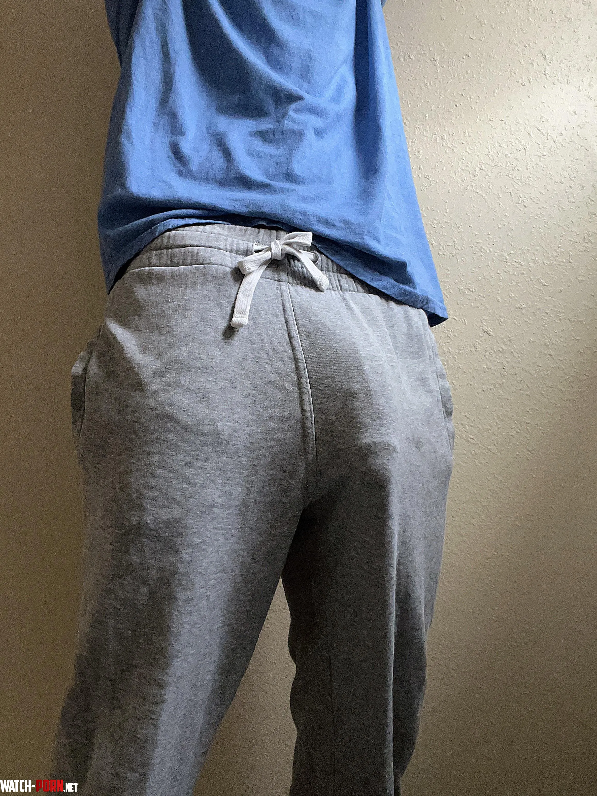Im in your gym with gray sweatpants on  by Jakzum