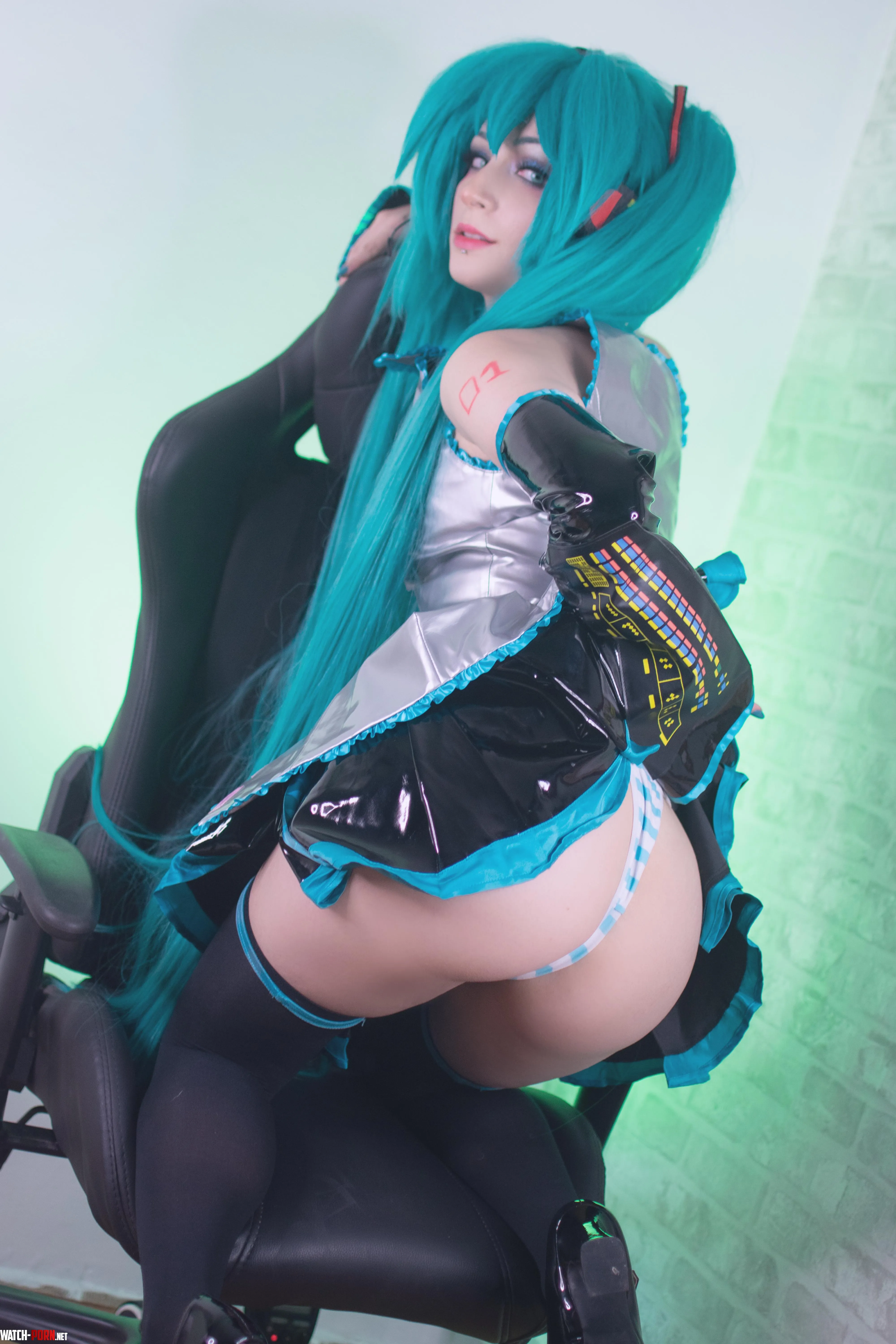 My Hatsune Miku cosplay Shirokitsune by fiscendcips